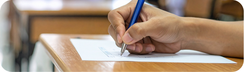 Clase teórica para sacarse el carnet A2 en Aldaia